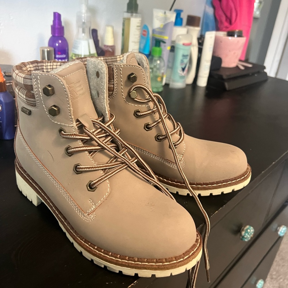Winter boots, hiking boots